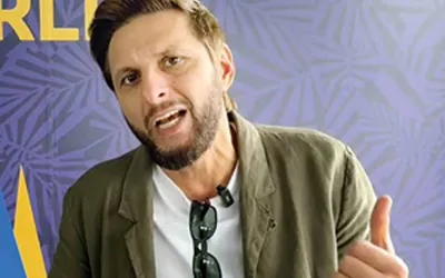 Shahid Afridi clarifies amid viral selfie with pro-Israel group