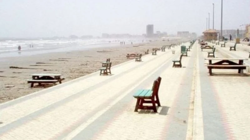 Karachi Records 40°C Heat: Isolated Rain, Strong Winds Expected in Sindh Regions
