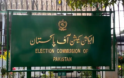 PTI submits independent MNAs list to ECP