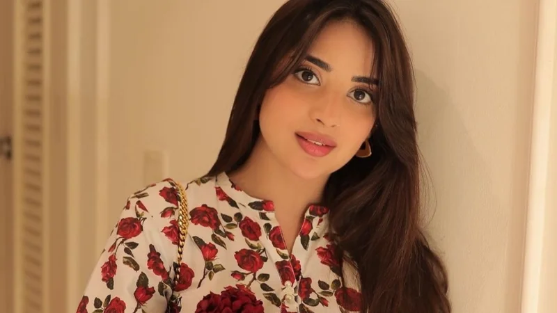 Saboor Aly's Hilarious Take on Women's Mood Swings Goes Viral