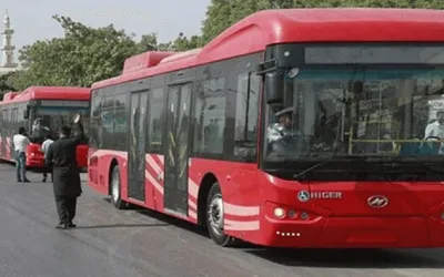 Is Hawkes Bay Beach a Stop on People Bus Service’s R13 Route?