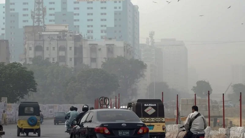 Karachi, Hyderabad, latest weather update today