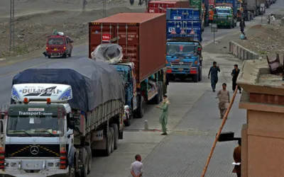 Pak-Afghan border committee agrees to expedite crossover of vehicles