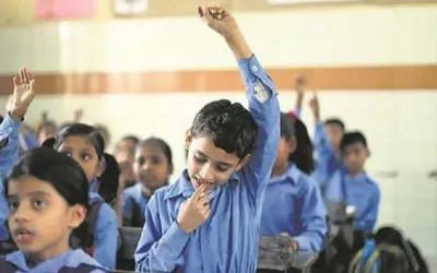 Sindh schools new timings due to harsh winter