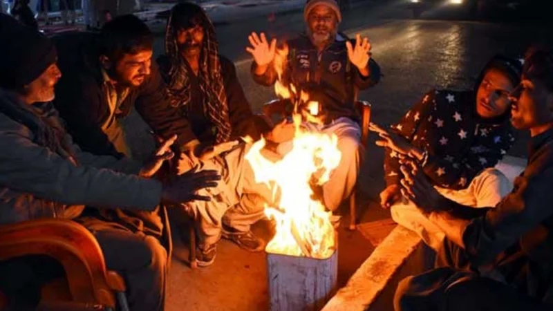 Karachi records 12°C as Mercury Dips on 2024 coldest night