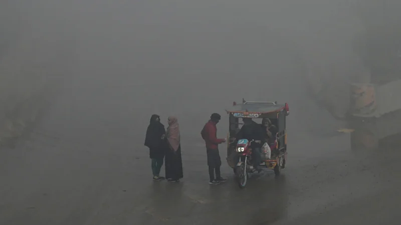 Lahore weather update