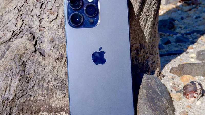 Apple presents extraordinary deal on iPhone 15