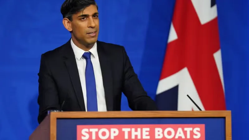 Rishi Sunak faces crucial Rwanda vote after deputy chairmen's resignation