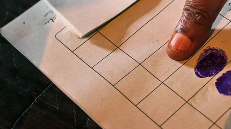ECP starts issuing postal ballot papers to voters
