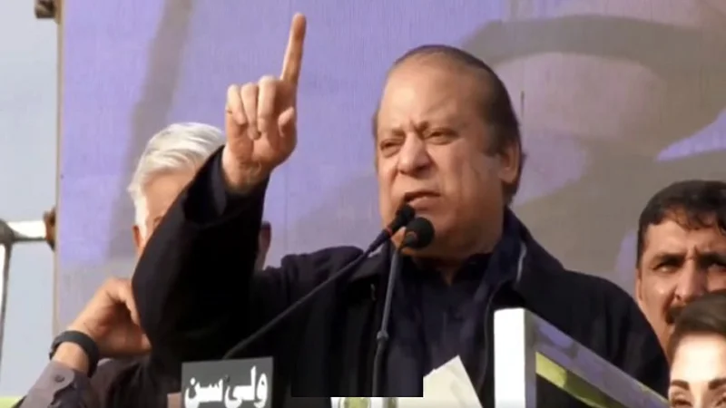 Nawaz vows to put country on road to development, if voted to power