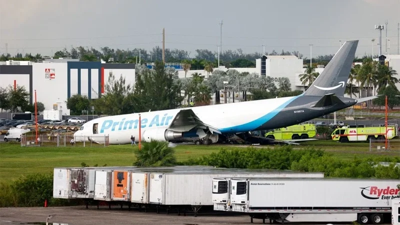 Amazon cargo jet crash leaves five dead in Miami