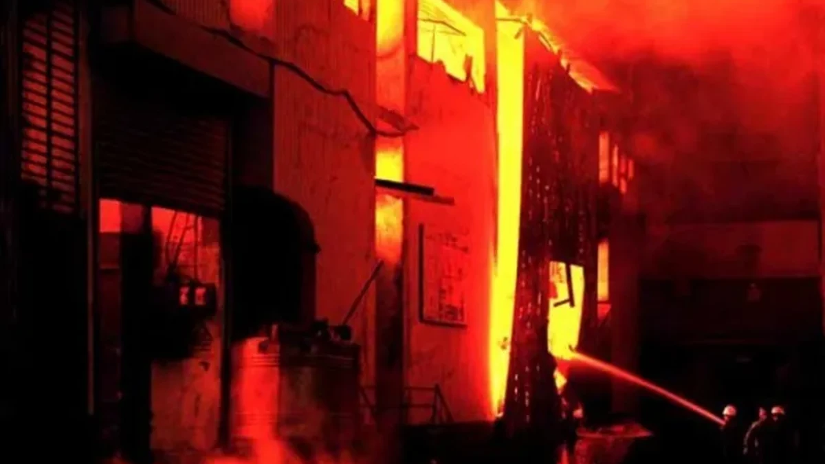 Karachi Factory Fire: 70% Under Control, Officials Say