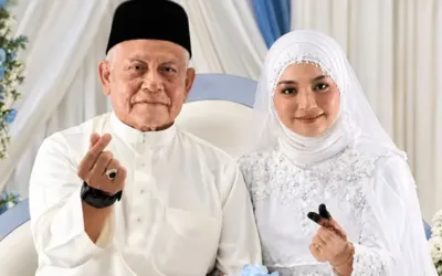 Malaysian football legend, 72, marries 20-year-old woman