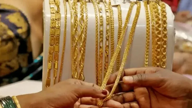 Gold, silver prices surge in Pakistan