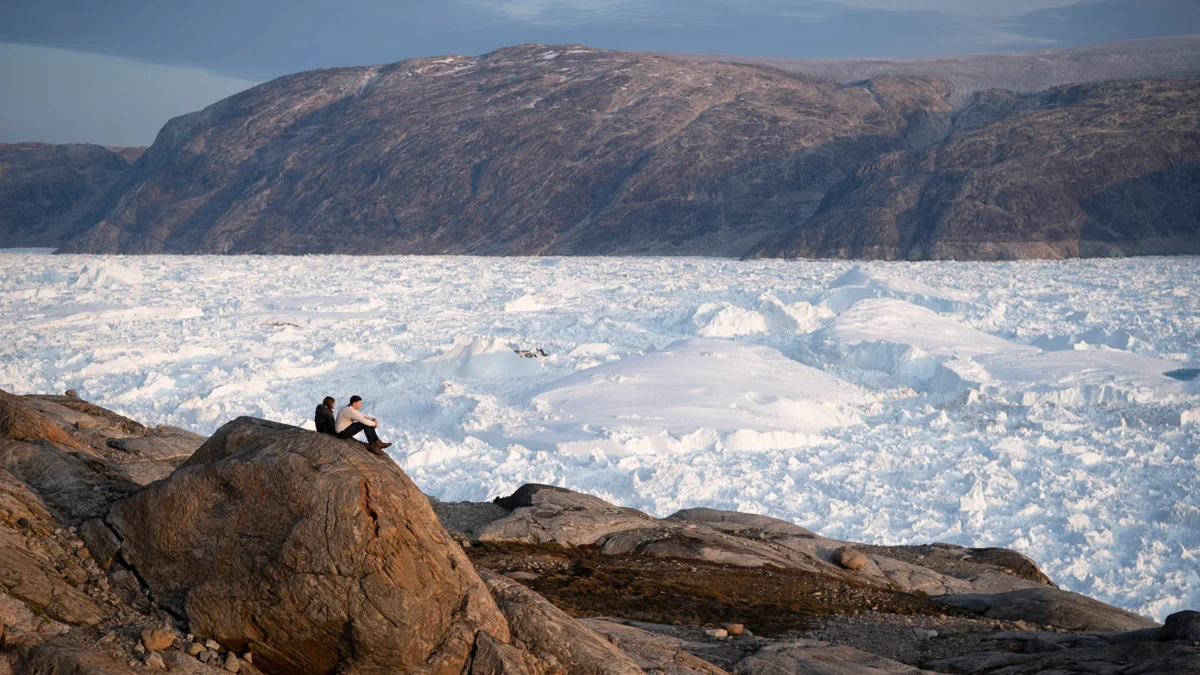 Greenland, Antarctica Ice Loss Accelerates from Warming Oceans
