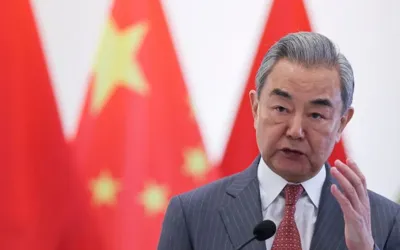 China and Europe should not fight trade wars, Chinese foreign minister says
