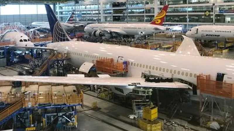 Pakistan seeks US EXIM bank financing for PIA aircraft, refinery upgrades