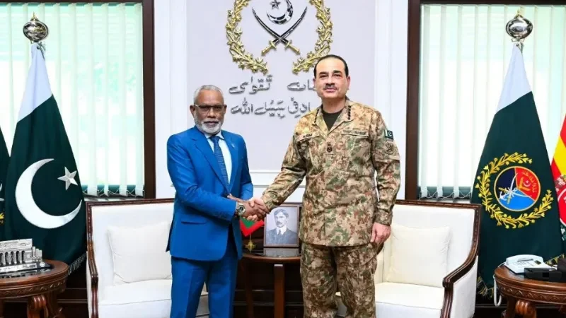 CDF Munir, Maldives peaker discuss regional security and bilateral ties
