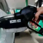 Federal govt raises petrol price, cuts diesel rate
