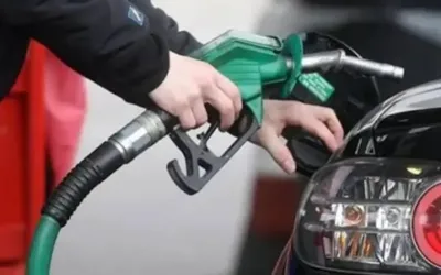 Federal govt raises petrol, diesel prices
