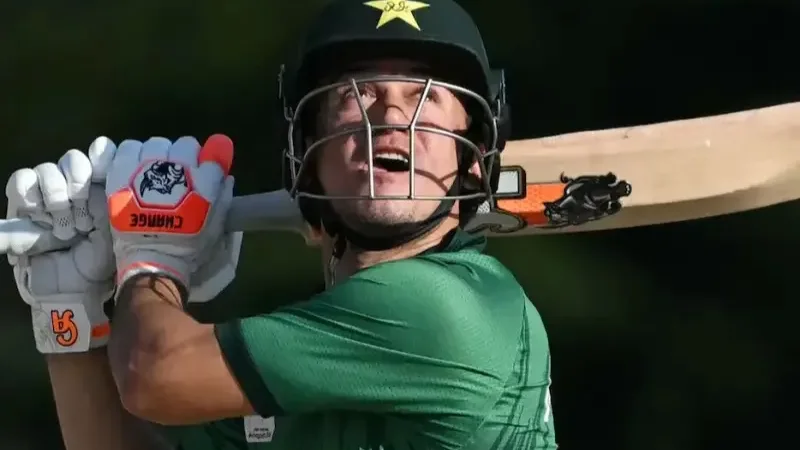 No-look six puts young batter Maaz Sadaqat in spotlight - Maaz Sadaqat, Sri Lanka, T20 International, young batter