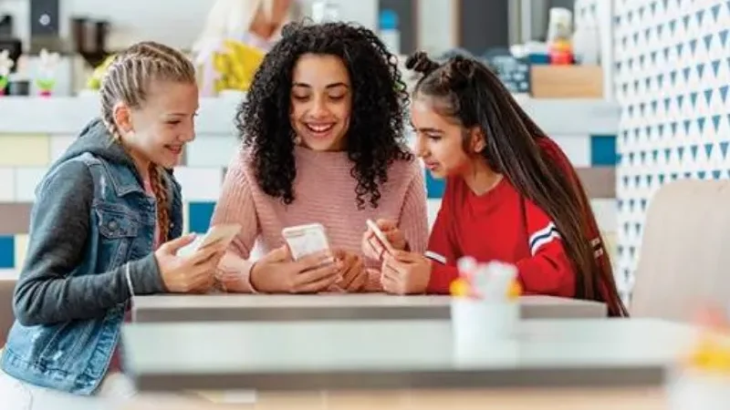 US students increasingly turn to AI chatbots for schoolwork - AI for education, Chatbots, United States, US teenagers