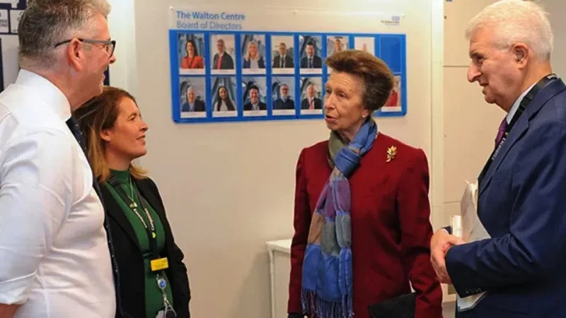 Princess Anne honors Britain’s first female neurosurgeon - first female neurosurgeon, Mohammad Altibi, neurosciences hospital, Princess Anne