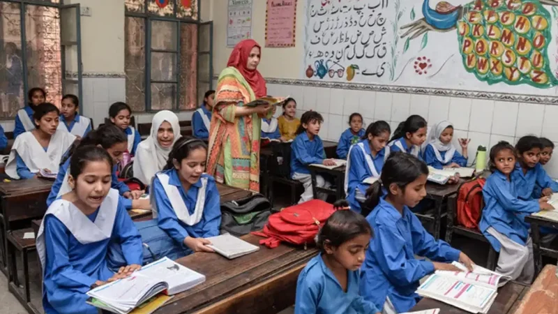 Schools, colleges closed Monday in 3 Khyber Pakhtunkhwa districts