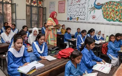 Schools, colleges closed Monday in 3 Khyber Pakhtunkhwa districts