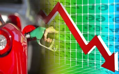 Pakistan petrol price drops to Rs395.37 per liter as diesel rises