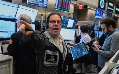 AI stocks under pressure as investors seek safer market bets