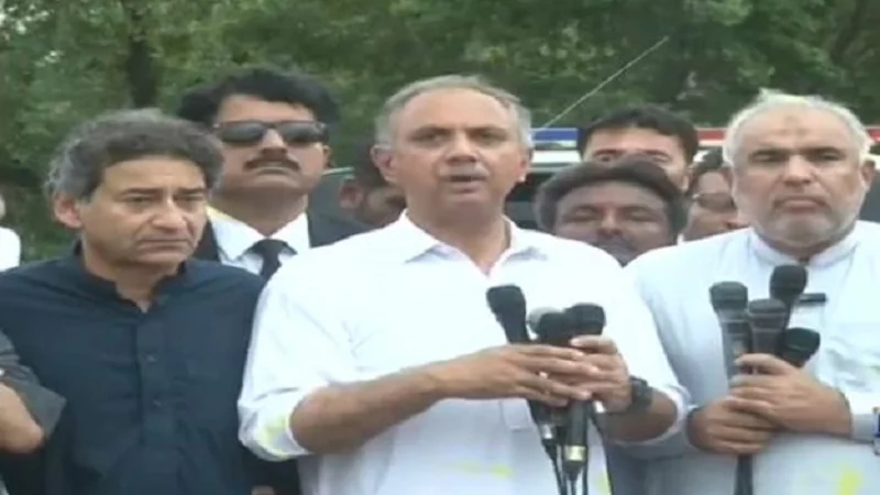 PTI will hold public gathering in Swabi: Omar