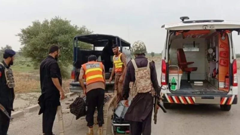 Two policemen martyred as judges squad attacked in DI Khan