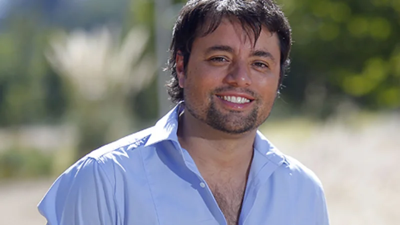 Unveiline Daniel Valenzuela: From Professional to Personal Life