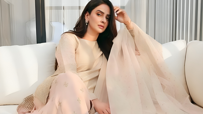 Saba Qamar Explains Her 'Odd Habit' of Sniffing People