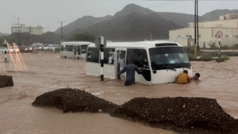 Oman flash floods killed four people including two Emiratis