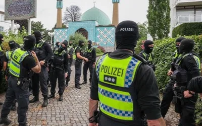 Germany expels leader of Muslim association