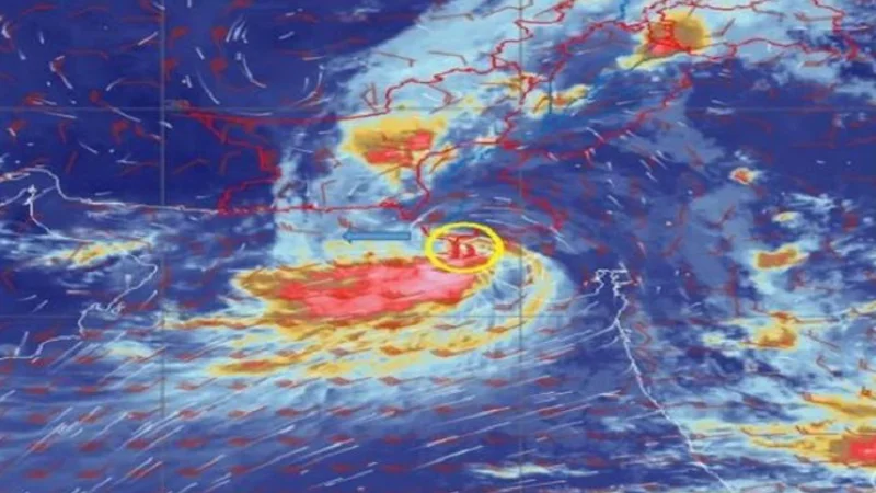 Cyclone 'Asna' starts losing intensity, weakens into deep depression
