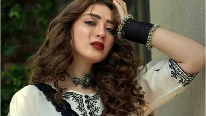 Momina Iqbal