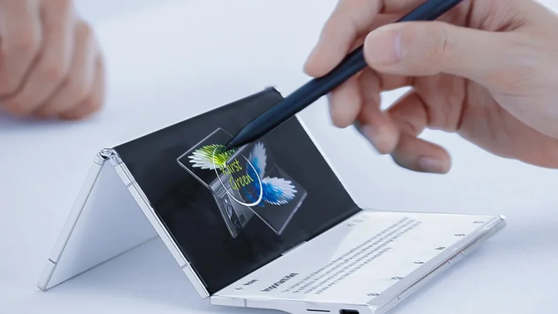 TECNO Ultra-Slim PHANTOM ULTIMATE 2 Tri-Fold Brings Big Screen Magic