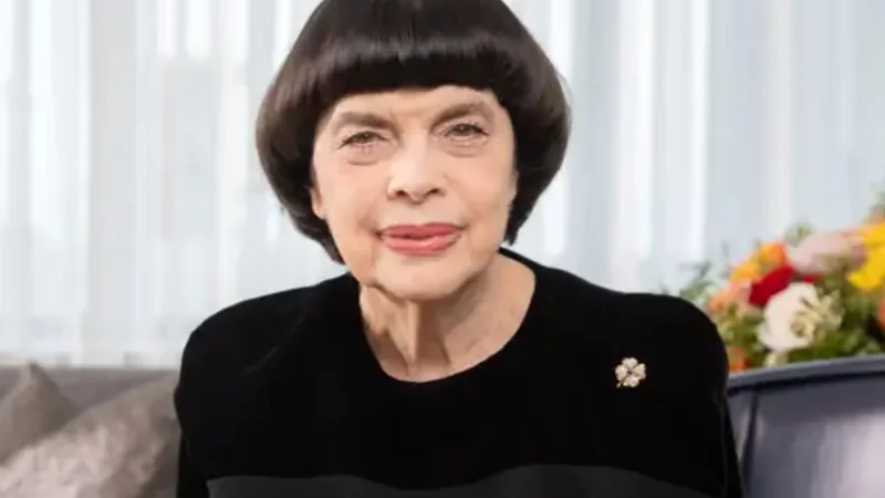 Exploring Mireille Mathieu: From Personal Life to Net Worth