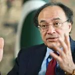 FM discusses investment opportunities with foreign investors