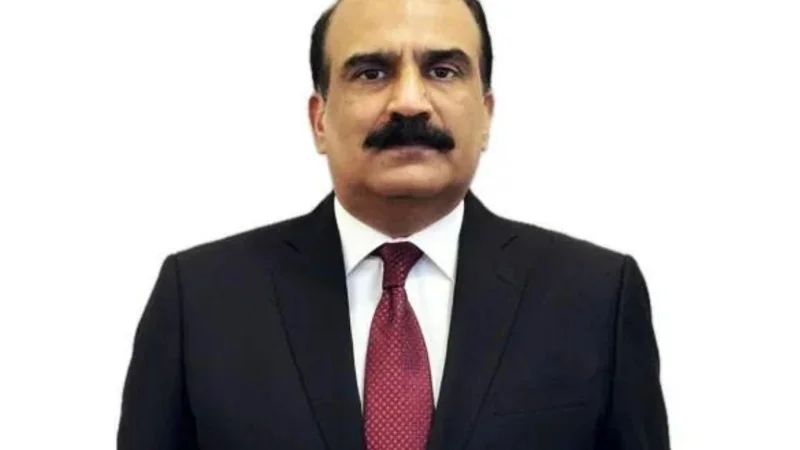 LHC reinstates Lt Gen Munir Afsar as NADRA Chairman