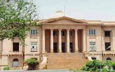 SHC accepts plea against appointment of Dar as Deputy PM
