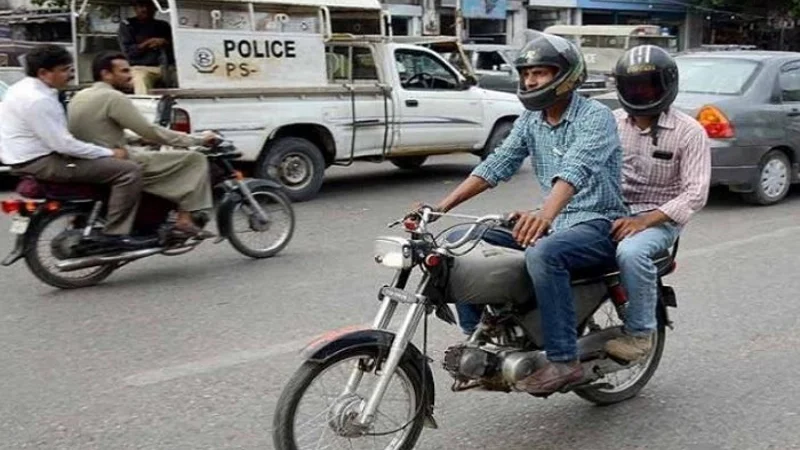 Sindh govt imposes ban on pillion riding in Karachi, other districts from Sept 13 to 17
