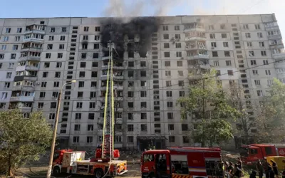 Russian bomb attack on Kharkiv apartment complex Injures 41 people