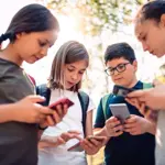 California legislation imposes smartphone restrictions in schools