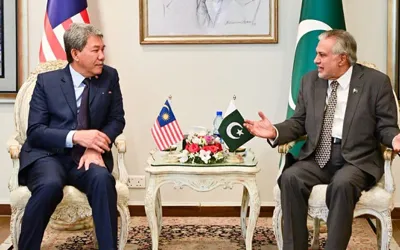 Dar, Malaysian FM discuss bilateral cooperation