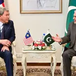 Dar, Malaysian FM discuss bilateral cooperation