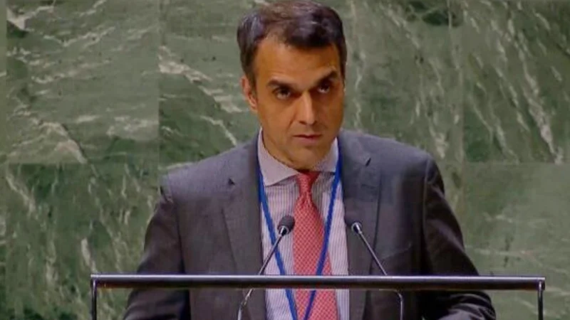 Pakistan oppose treaty banning production of fissile material for nukes